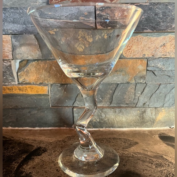 Libbey Vintage Z Stem Martini Glasse 8 ounces Heavy Luxury 1990s Twist Stem - Picture 3 of 10